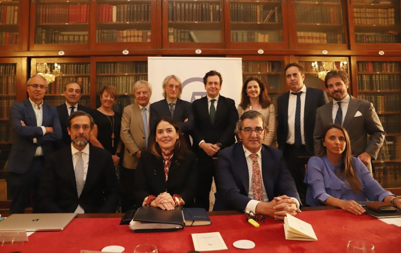Ofelia De Lorenzo, nueva presidenta de la Asociación Española de Derecho Sanitario